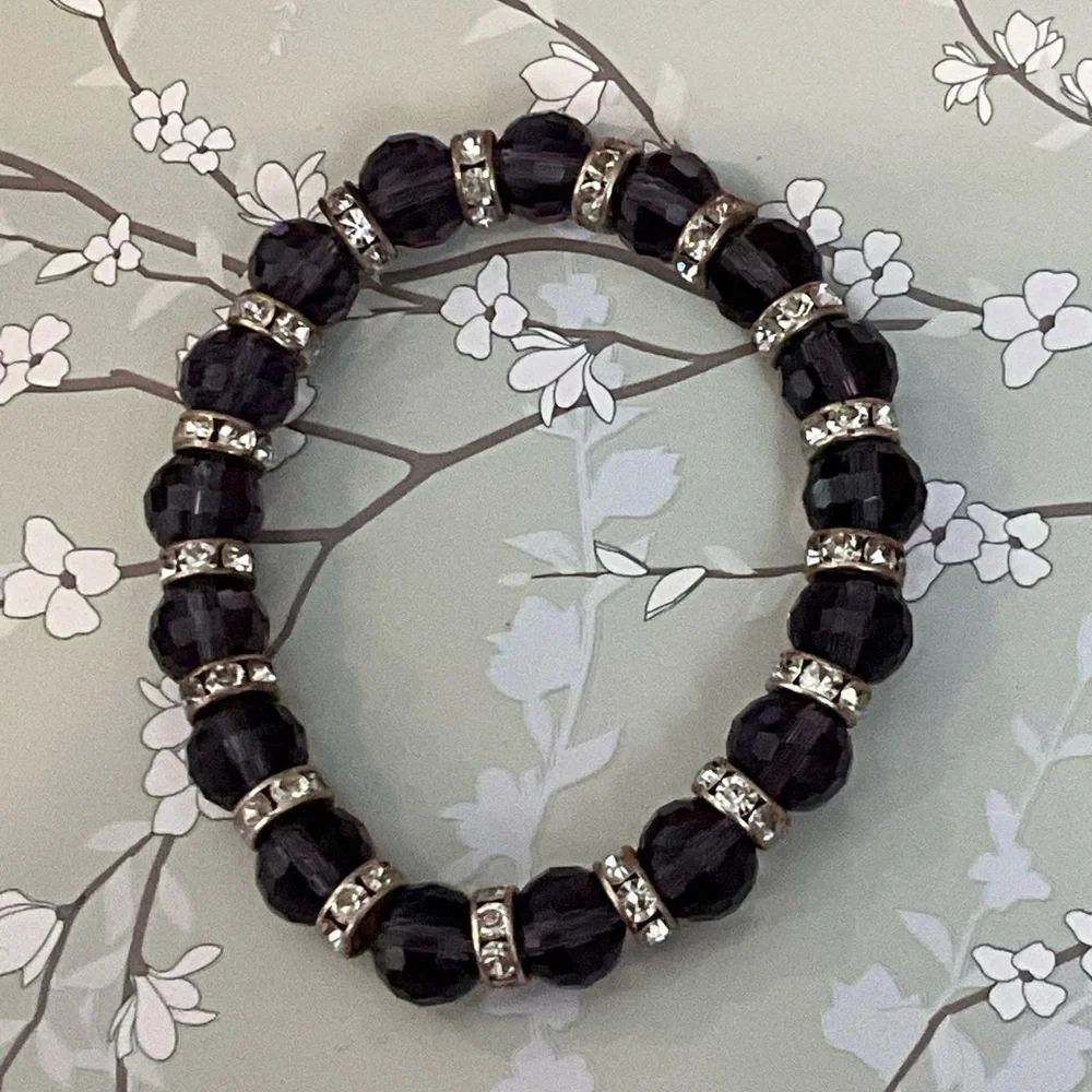 ❄️ Plunder | Elegant Purple/Silver Beaded Bracelet